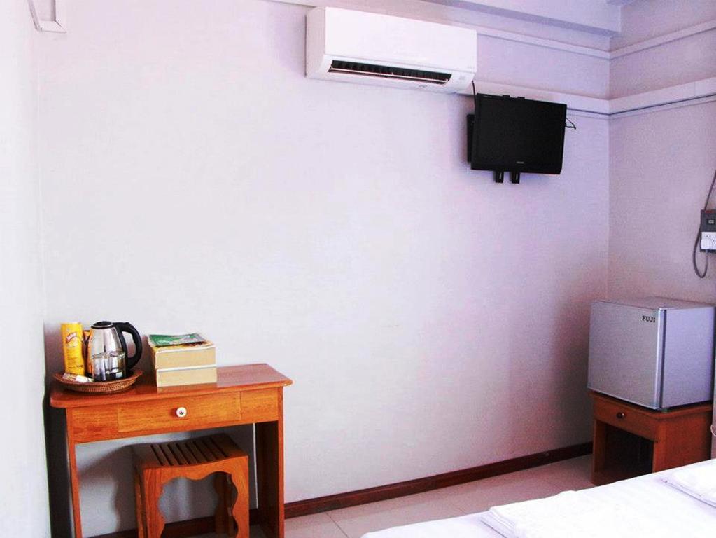 Myit Sone Hotel Мандалей Екстериор снимка