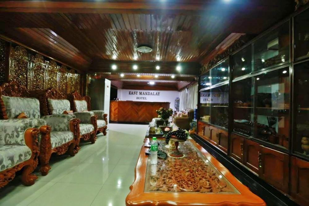 Myit Sone Hotel Мандалей Екстериор снимка
